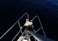 Segelyacht Segelboot Bug Vorstag rollen Genua
